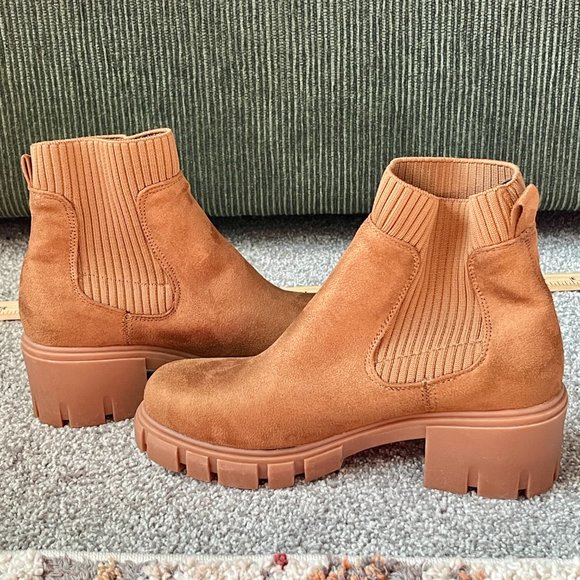 NWOT Madden Girl Brown Ankle Boots size 8 - Picture 5 of 7